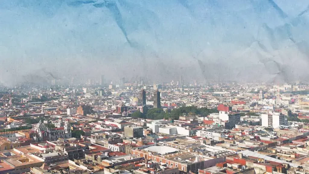 Puebla inicia 2026 con mala calidad del aire tras uso excesivo de pirotecnia 