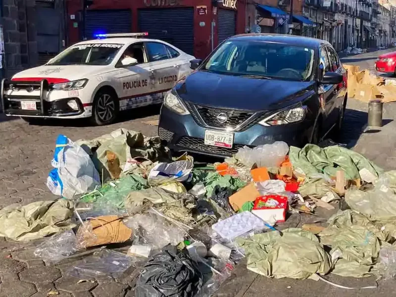 Puebla capital amaneció llena de basura tras suspensión de servicio de limpia por Año Nuevo