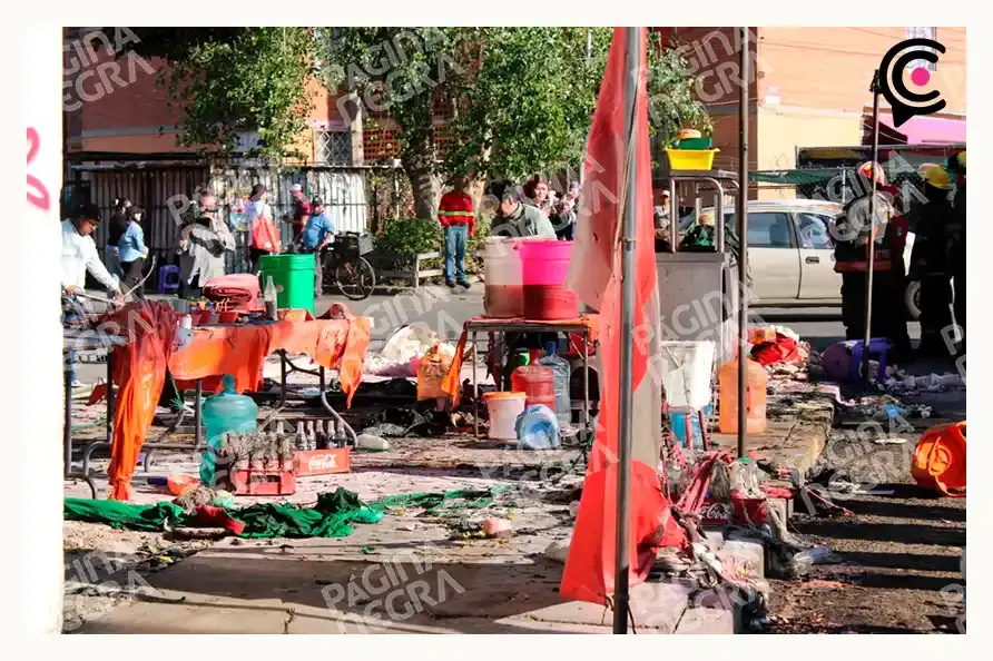 Explosión por fuga gas en puesto de birria deja 14 heridos en Puebla