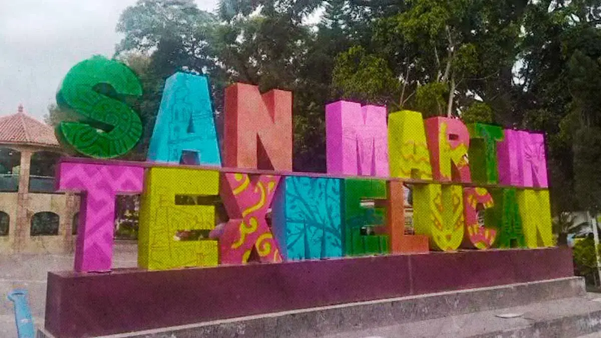 Motociclistas balean a mujer durante asalto en Texmelucan, Puebla; iba al tianguis