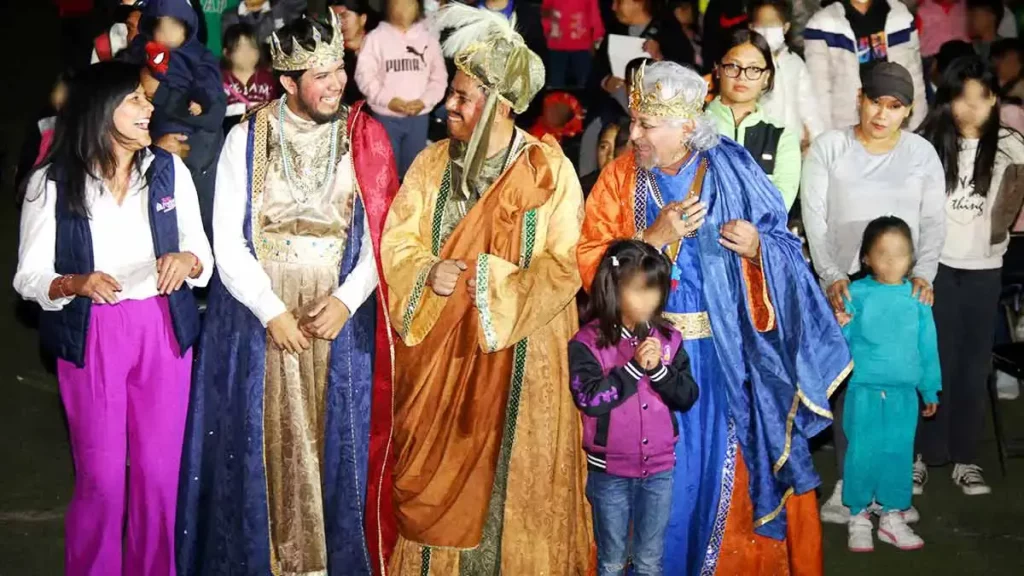 San Andrés Cholula reparte 12 mil juguetes durante festejo de Reyes Magos