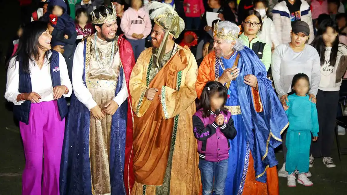 San Andrés Cholula reparte 12 mil juguetes durante festejo de Reyes Magos
