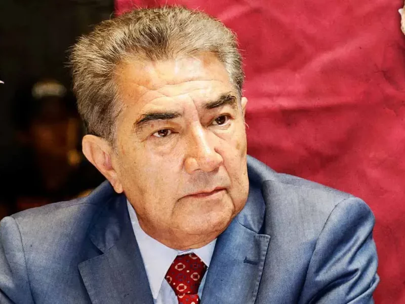 Joaquín Espidio renuncia a la Secretaría General del Ayuntamiento de Puebla; se suma al gabinete estatal