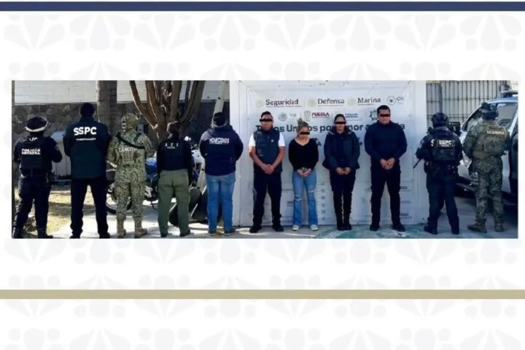 Detienen a mandos de Zonas 2 y 3 de Policía Municipal de Puebla