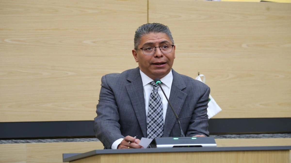 Impulsa Marcos Castro iniciativa de Ley de Participación Ciudadana de Puebla