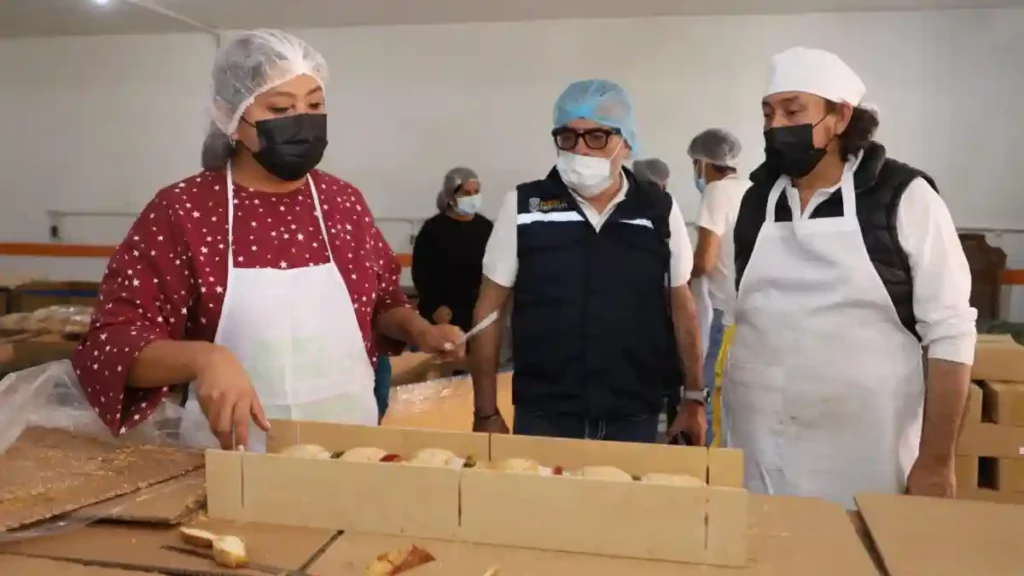 Alista DIF Puebla Capital la Rosca de Reyes más grande del mundo