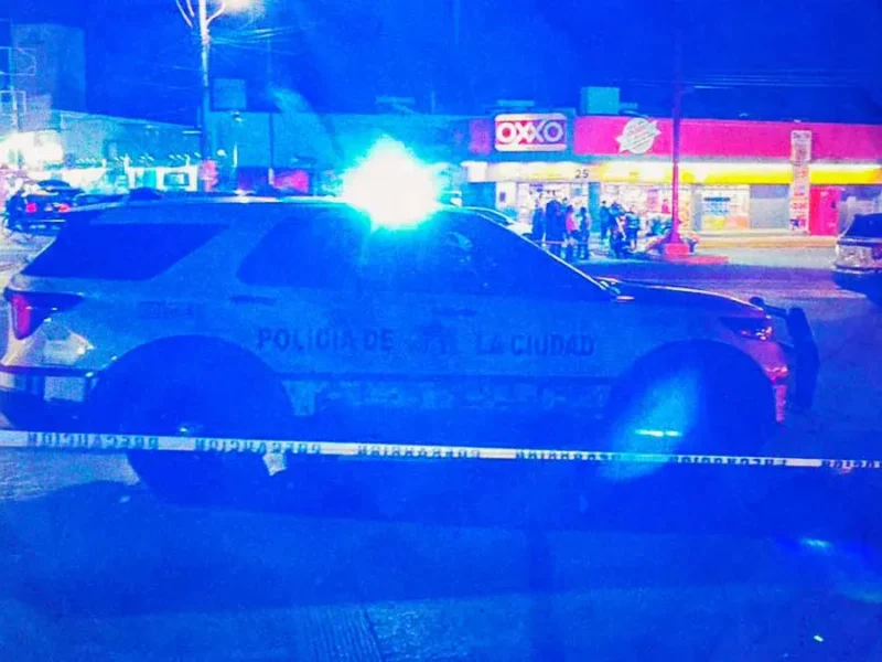 Delegado de Bienestar de Izúcar detenido por atropellar a motociclista; iba borracho e intentó huir