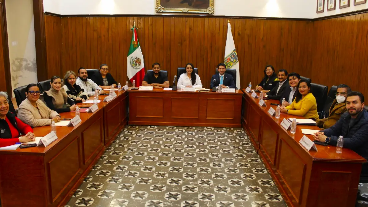 Con nuevos lineamientos, Tonantzin Fernández refuerza la atención ciudadana en los Miércoles del Pueblo