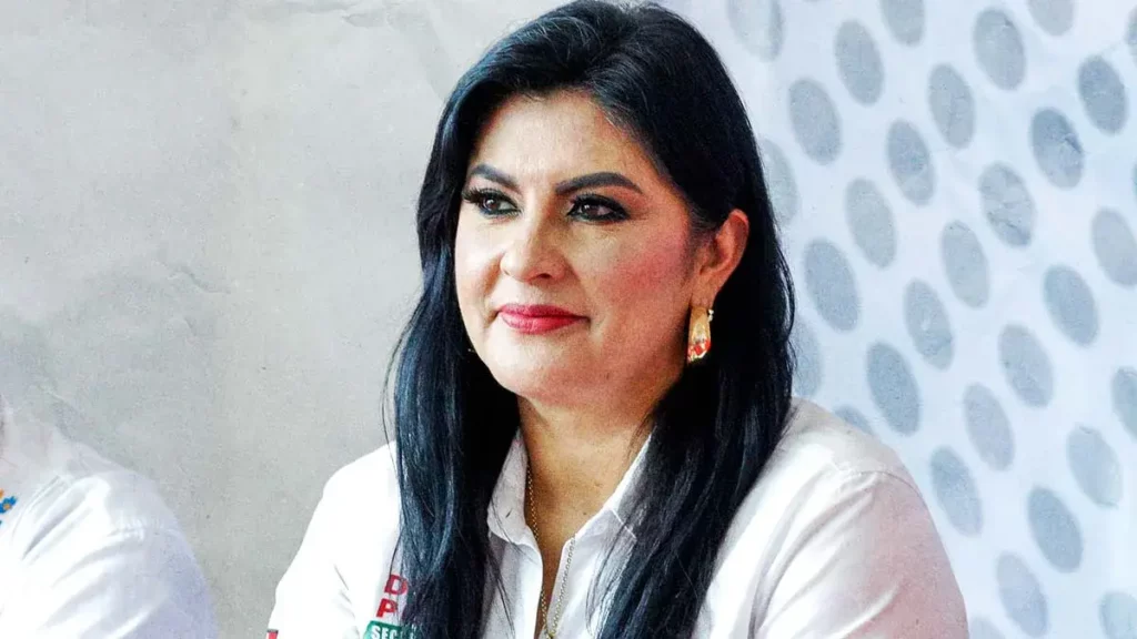 Delfina Pozos admite interés en otros partidos; PRI Puebla la margina