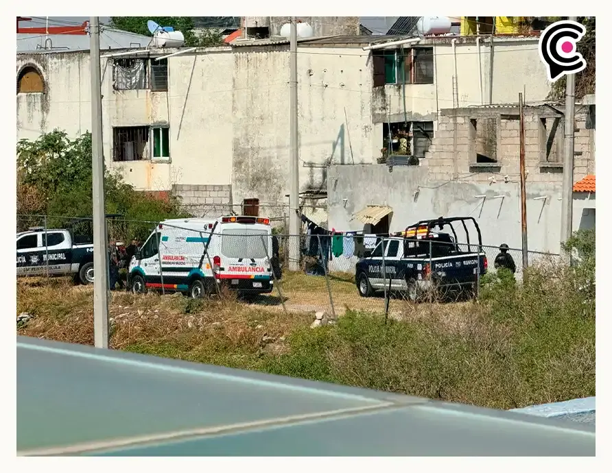 Hombre ataca a policías con arma hechiza en San Pedro Cholula, Puebla; uniformados repelen la agresión