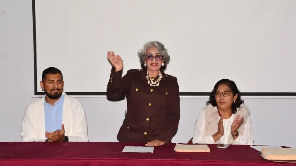 Entrega DIF Municipal resultados de ultrasonidos a 35 cholultecas