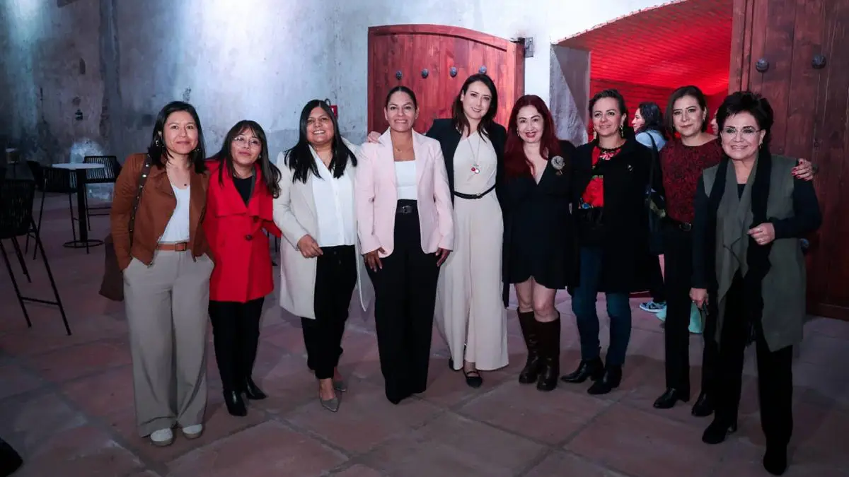 Reconoce Lupita Cuautle a medios y periodistas en encuentro anual