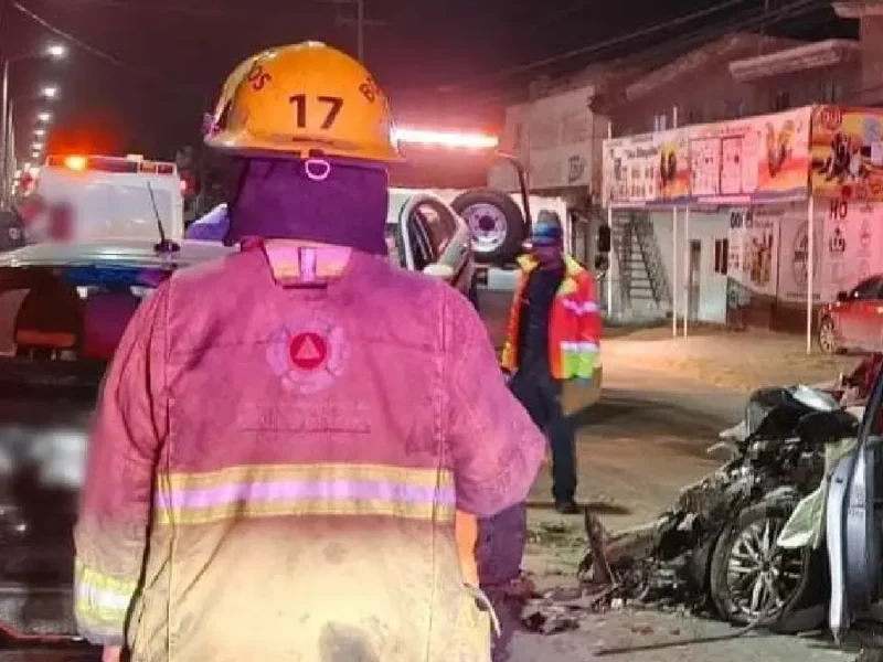 Protección Civil de San Pedro Cholula atiende percances vehiculares en San Juan Tlautla y Santiago Momoxpan