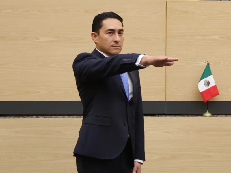 Germán Reyna y Herrero rinde protesta como titular de la ASE ante el Congreso del Estado