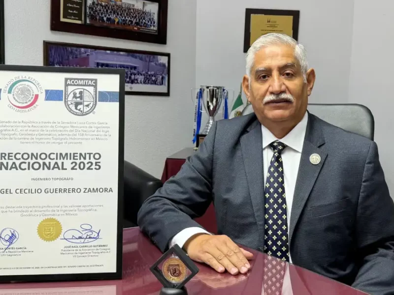 Director de Ingeniería BUAP recibe reconocimiento nacional