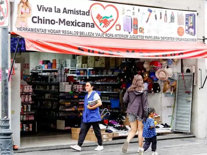 Dueños de tiendas chinas en Puebla recuperan apenas 1% de productos decomisados en operativos