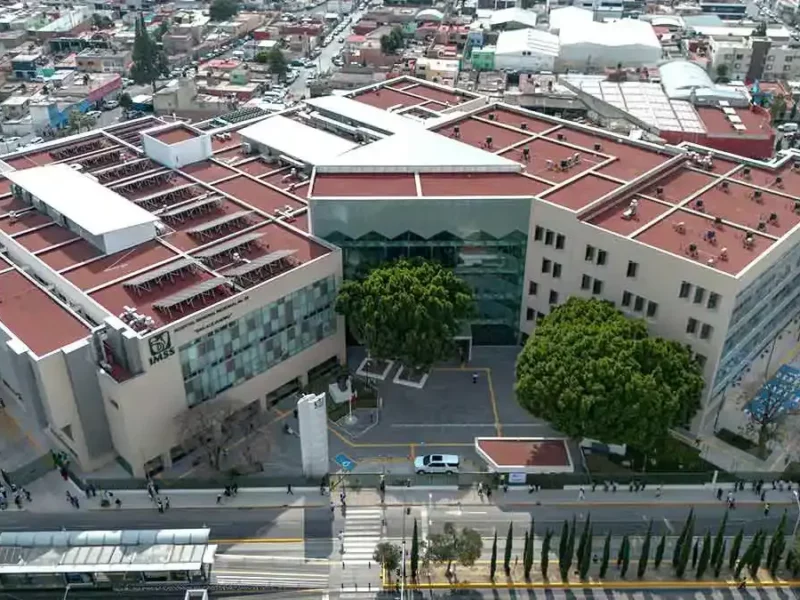 Parquímetros en IMSS San Alejandro y Ortopedia generan posturas encontradas entre vecinos y comerciantes