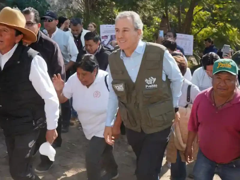 Supervisa Pepe Chedraui rehabilitación de Puente Vehicular en San Pablo Xochimehuacan
