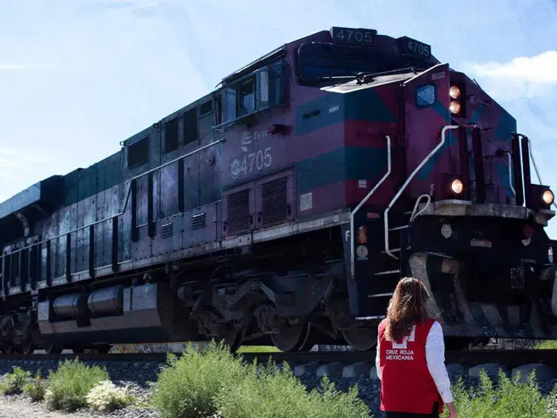 Federación mantiene proyecto del Tren México-Puebla-Veracruz, sin fecha para 2026
