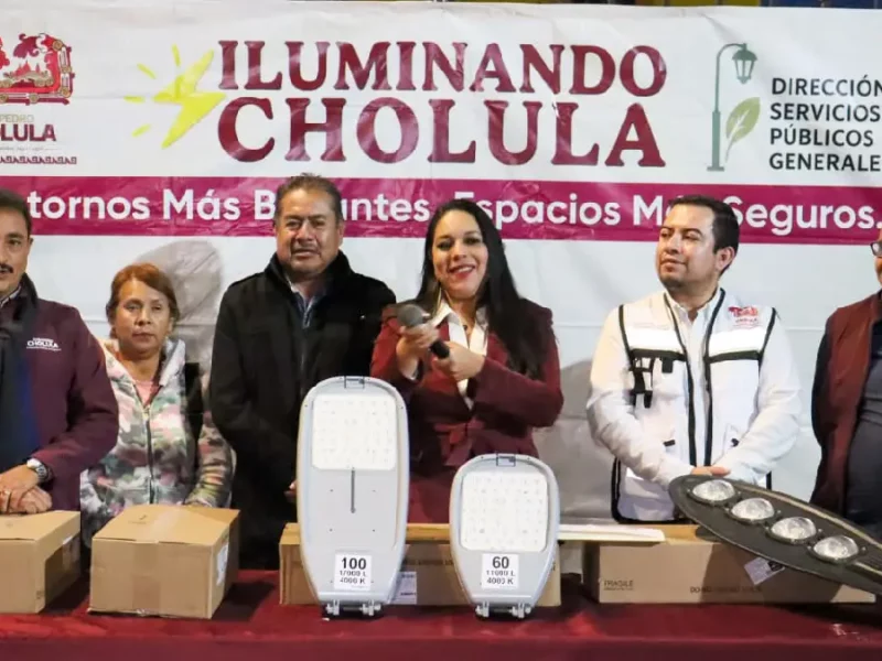 Continúa Tonantzin Fernández con la modernización de luminarias en San Pedro Cholula