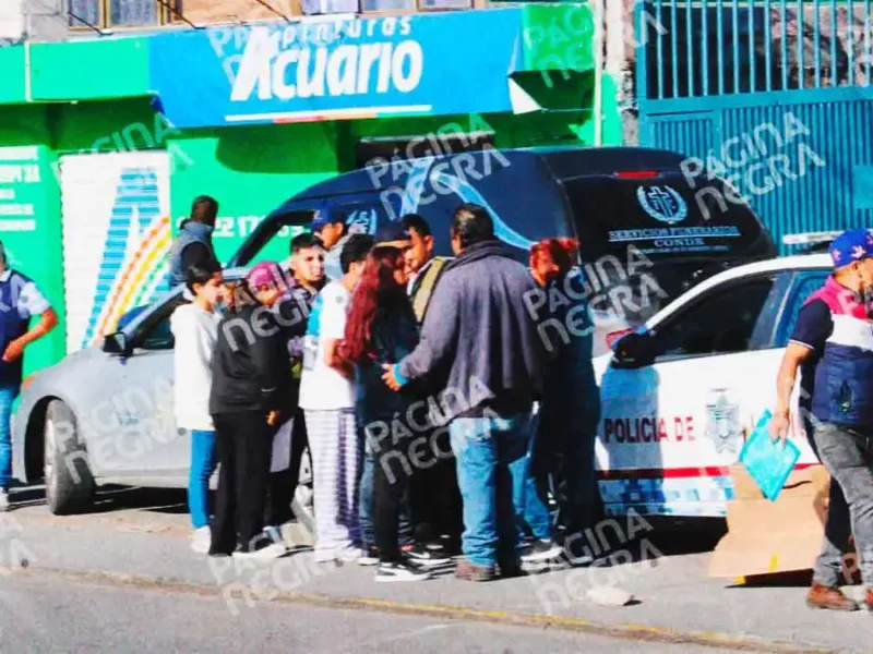 Hombre murió por infarto en Castillotla; cuerpo quedó tendido en el carril de RUTA Puebla