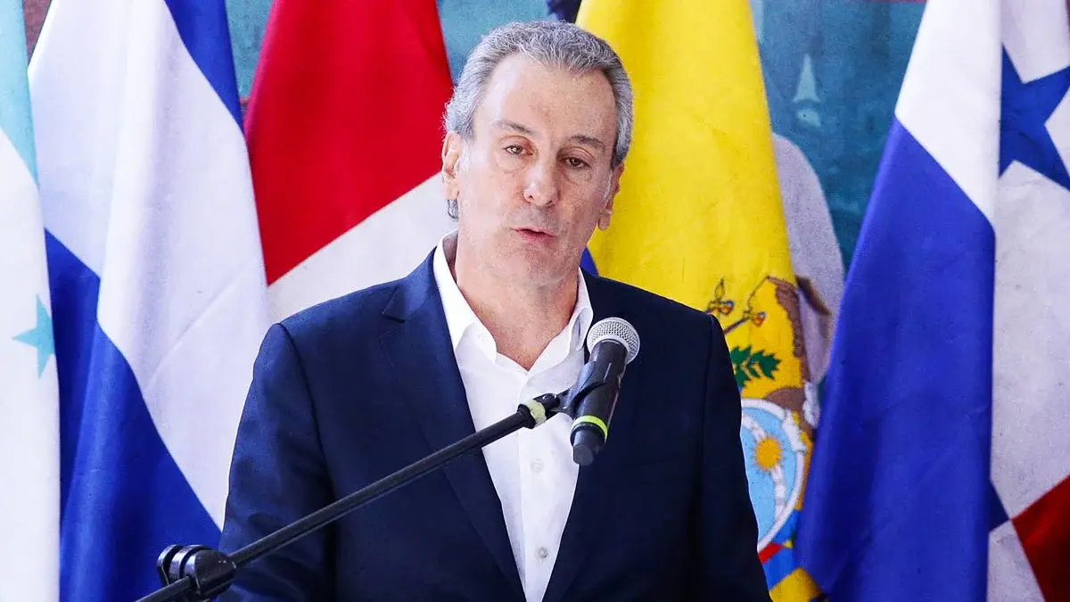 Pepe Chedraui advierte sanciones tras clausura del centro nocturno Palaze en Puebla capital