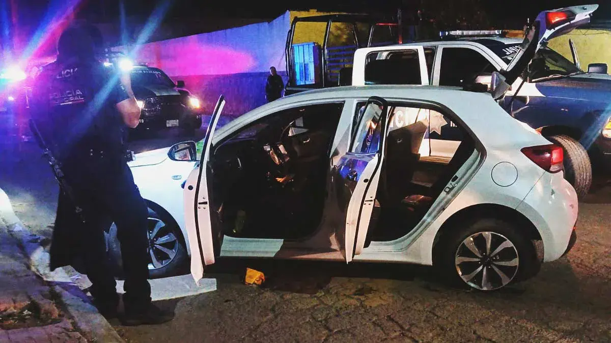 Persecución y balacera en San Pedro Cholula deja un detenido armado y con estupefacientes