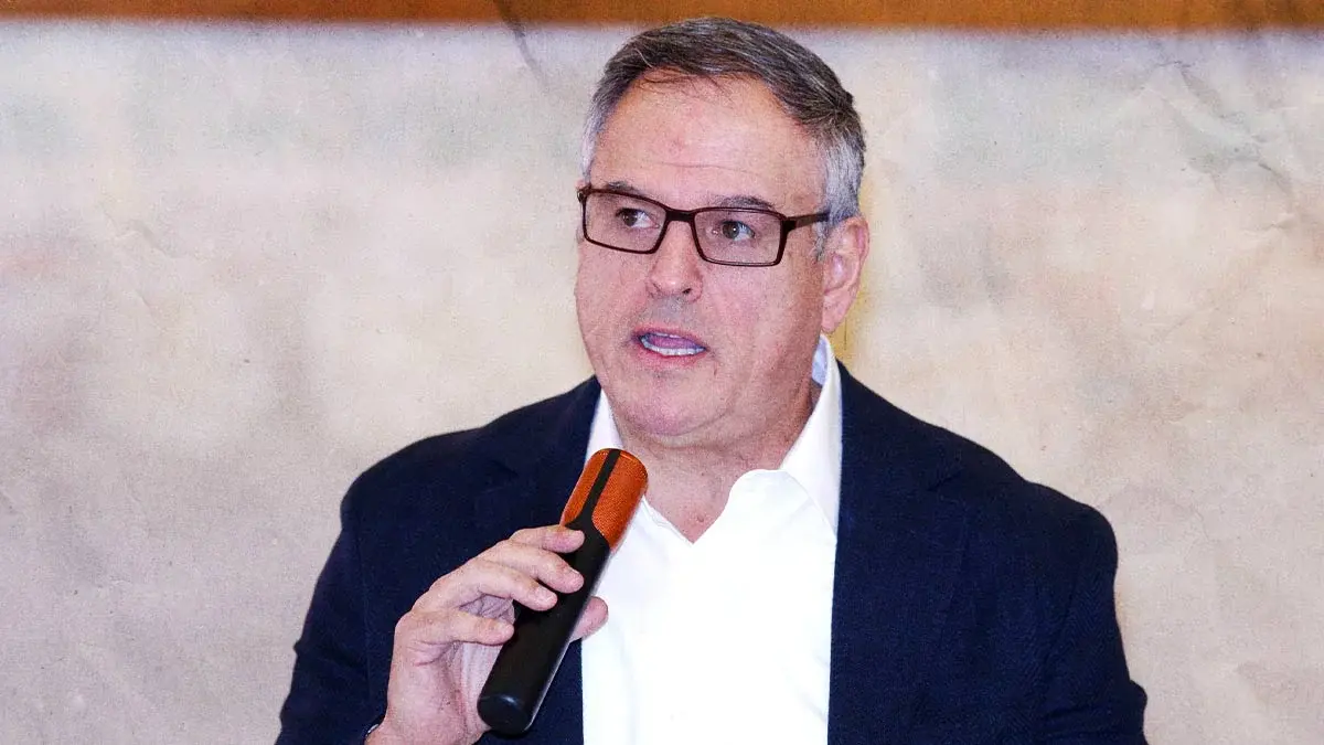 Herberto Rodríguez abandona la contienda por el CCE Puebla y denuncia mediocridad y complicidad empresarial