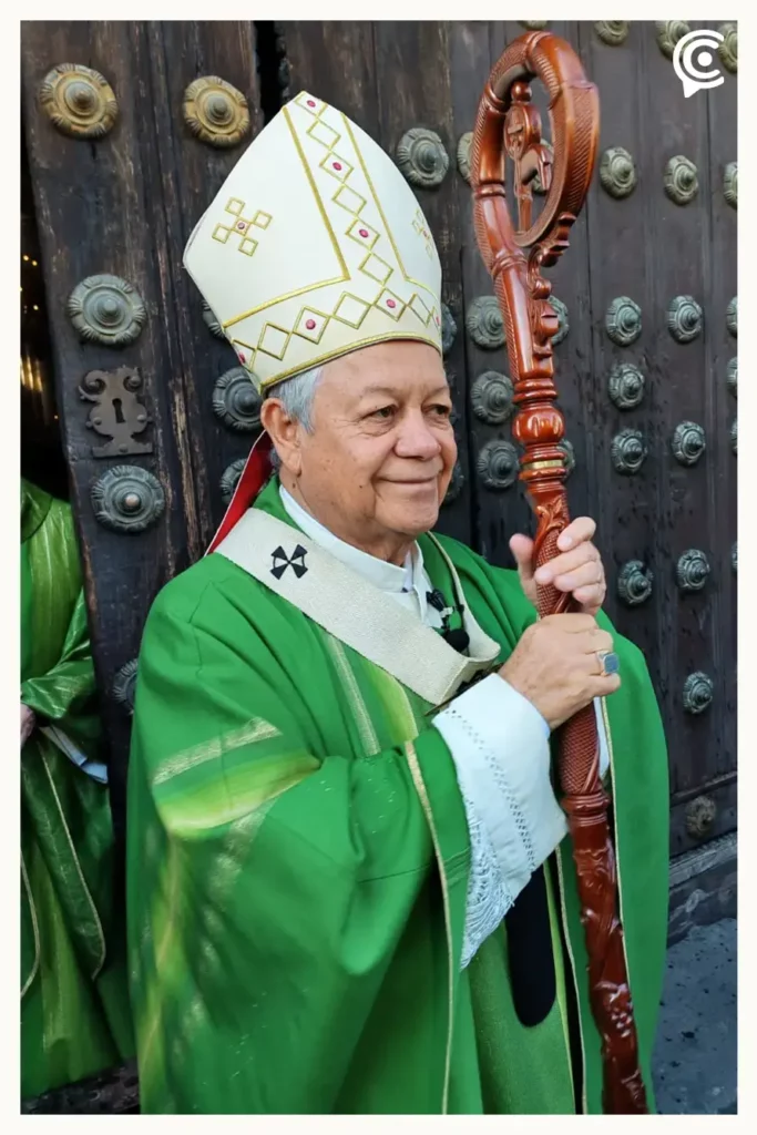 Gobierno condena vandalismo contra Catedral de Puebla; Arquidiócesis realiza acto de desagravio