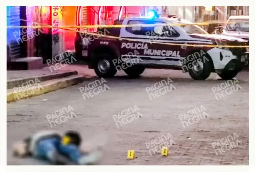 Ejecutan a hombre tras salir de un bar en Libres, Puebla; presumen ajuste de cuentas