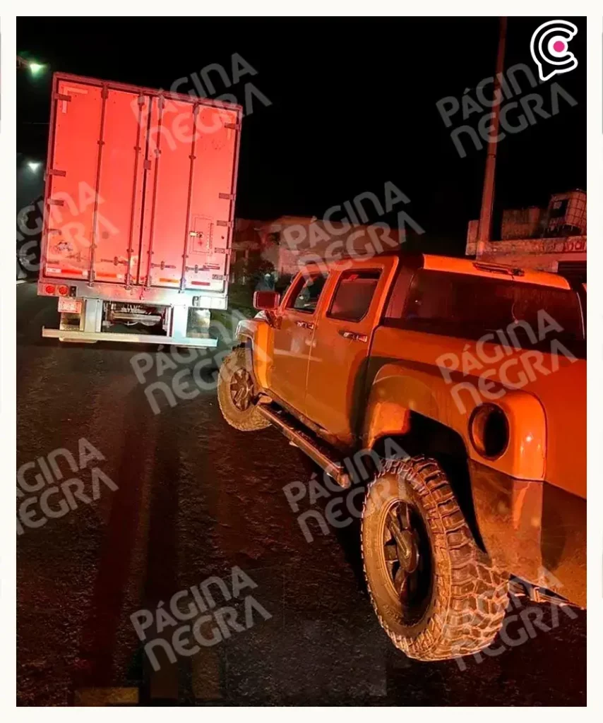 Detienen a tres ladrones de vehículos de carga en la autopista Puebla-Orizaba; pobladores intentaron lincharlos