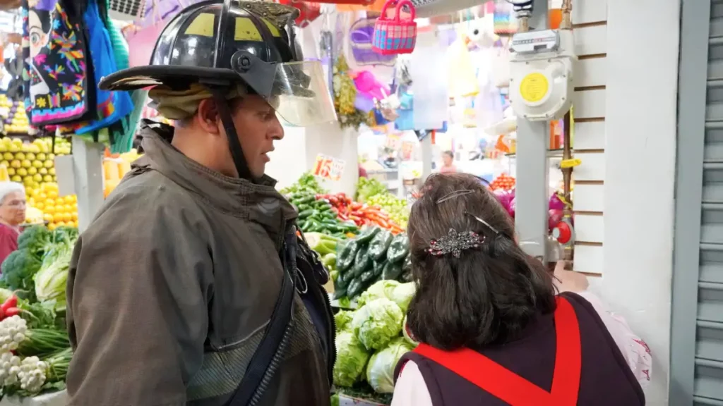 Supervisó Protección Civil de Texmelucan conexiones de gas en Mercado Domingo Arenas
