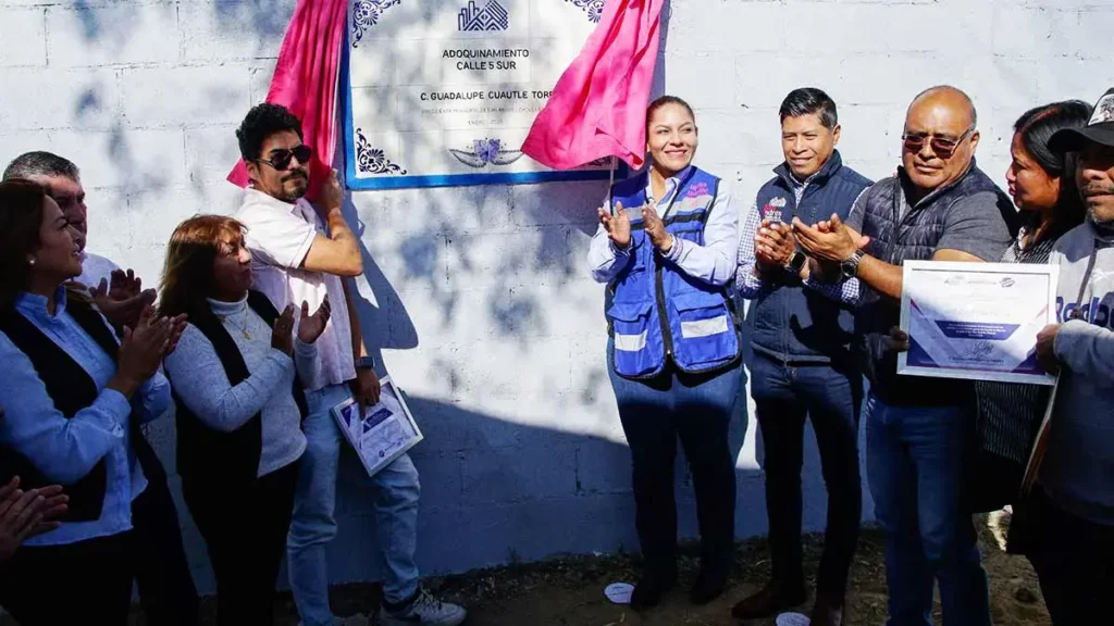 Calle 5 Sur de San Andrés Cholula pasó de ser tiradero a una vialidad adoquinada 