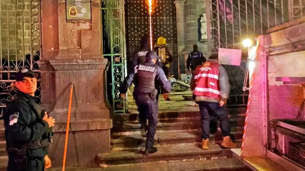 SSC Puebla descarta segundo atacante en incendio de Catedral 