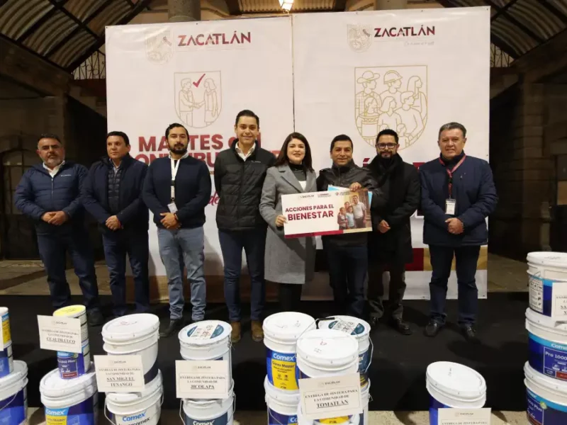Con ahorros de la administración, Bety Sánchez renueva parque vehicular del Ayuntamiento y da apoyos sociales