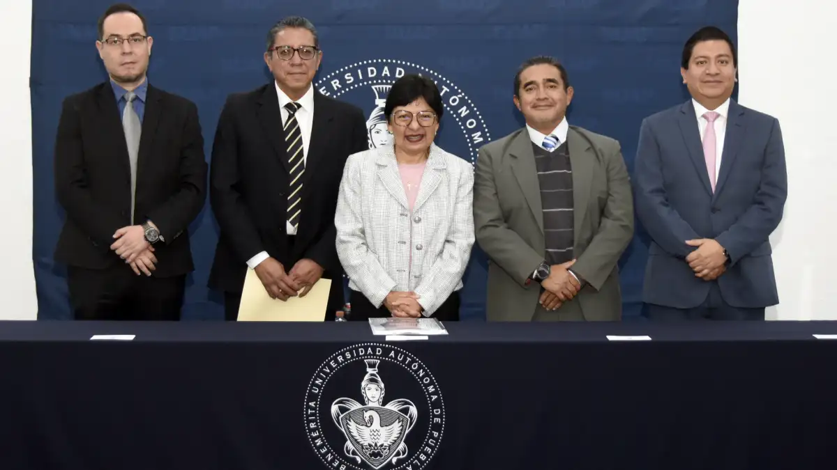 FCE-BUAP, unidad académica enfocada a la investigación