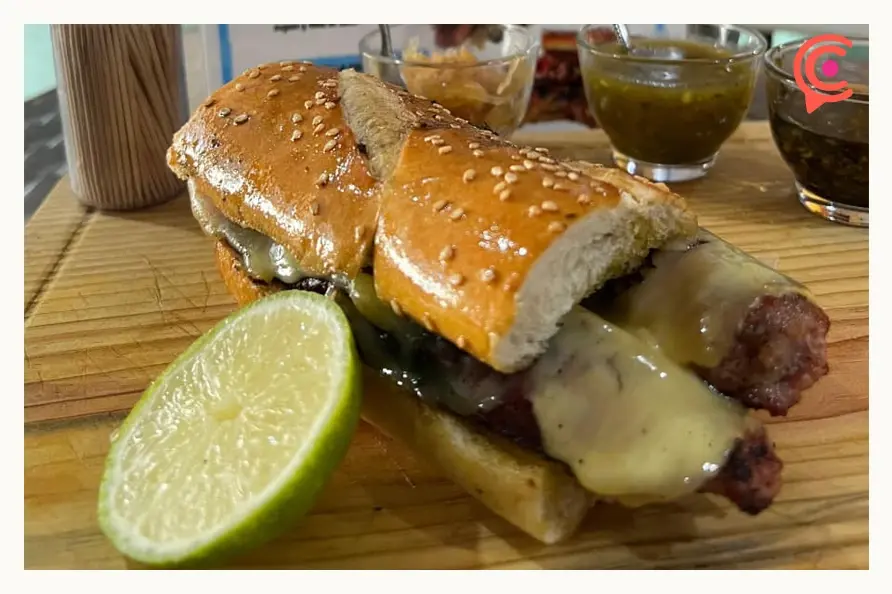 “Choriplan”, el restaurante argentino que conquista paladares en Puebla