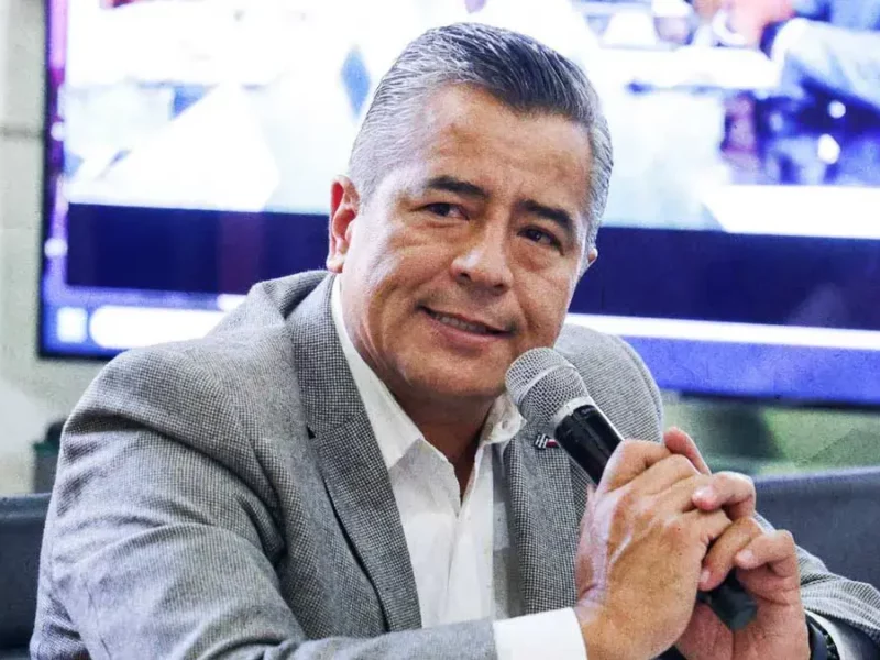 Presuntos sobrecostos en obra pública desatan críticas en San Andrés Cholula