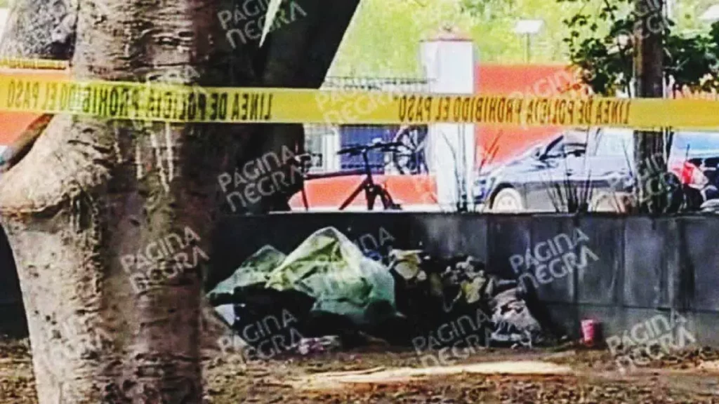 Indigente murió en el Parque del Mariachi, Puebla