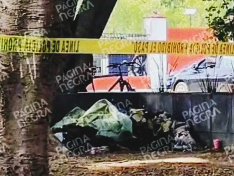 Indigente murió en el Parque del Mariachi, Puebla