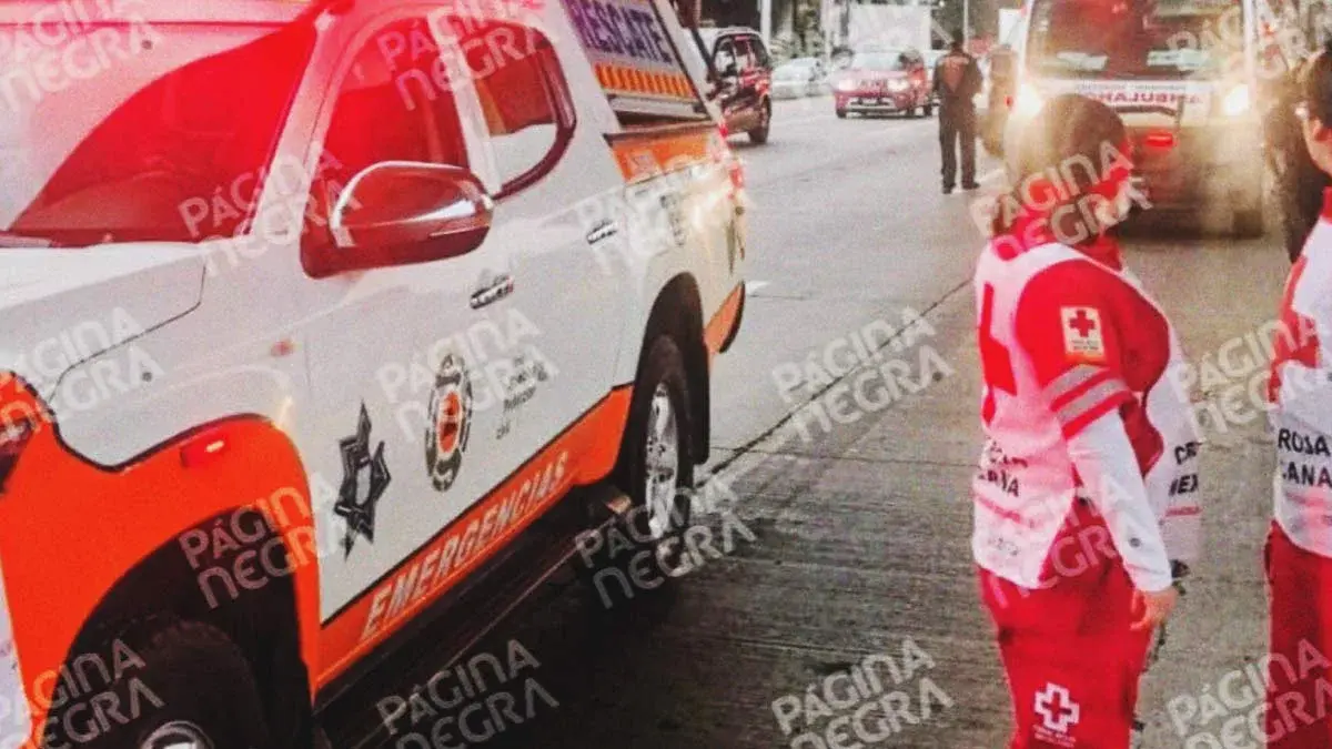 Motociclista murió tras atropellar a trabajador y ser arrollado por camioneta en Cuautlancingo, Puebla