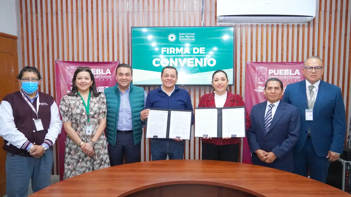 Gobierno de Texmelucan e IEDEP firman convenio para fortalecer la educación superior en el municipio