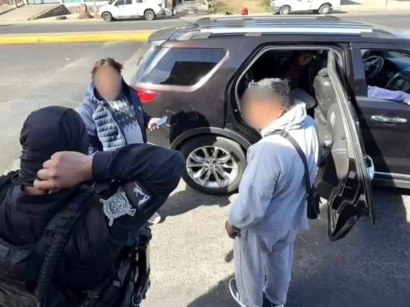 Seguridad Pública de Texmelucan evita fraude por compra-venta de vehículo en Tianguismanalco