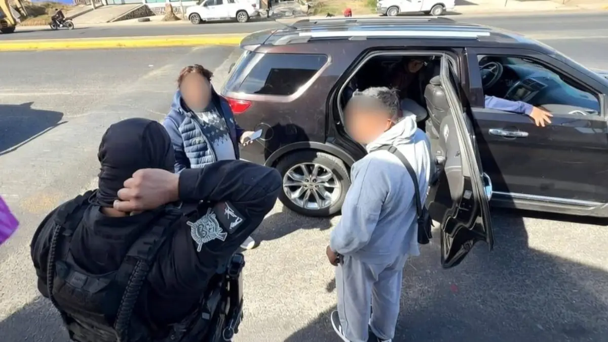 Seguridad Pública de Texmelucan evita fraude por compra-venta de vehículo en Tianguismanalco