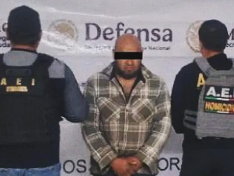 Detienen a sujeto que disparó contra agentes de la Fiscalía de Puebla durante operativo en Tecamachalco