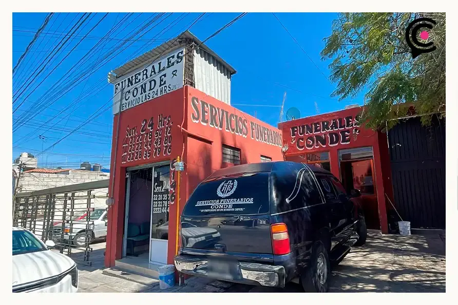 Vecinos organizan velorio de familia intoxicada en Puebla
