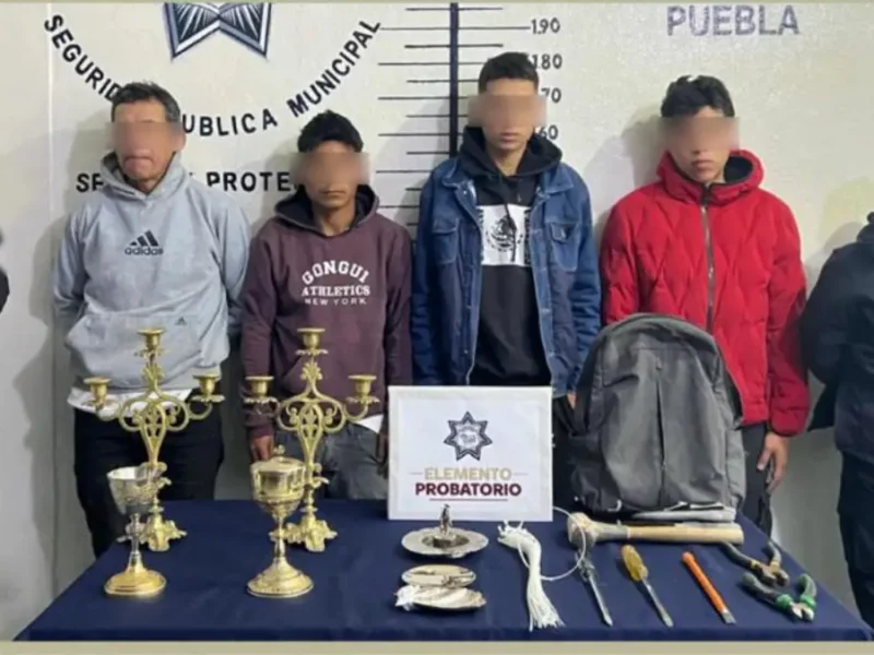 Policía de San Pedro Cholula frustra robo en iglesia de San Juan Calvario