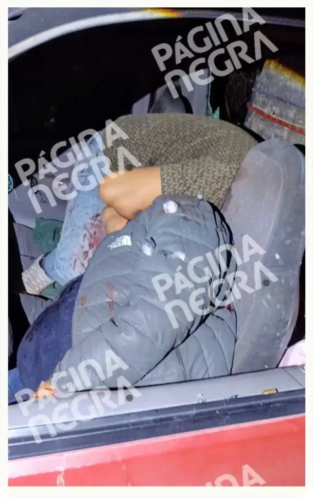 Ejecutan dentro de una camioneta a dos hombres en Tochimilco, Puebla