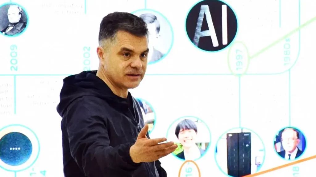 BUAP promueve análisis sobre ética, uso responsable y desafíos actuales de la Inteligencia Artificial