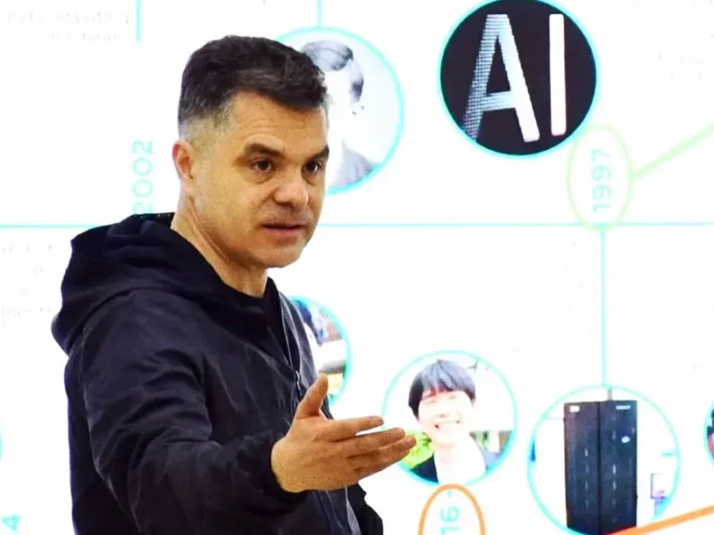 BUAP promueve análisis sobre ética, uso responsable y desafíos actuales de la Inteligencia Artificial